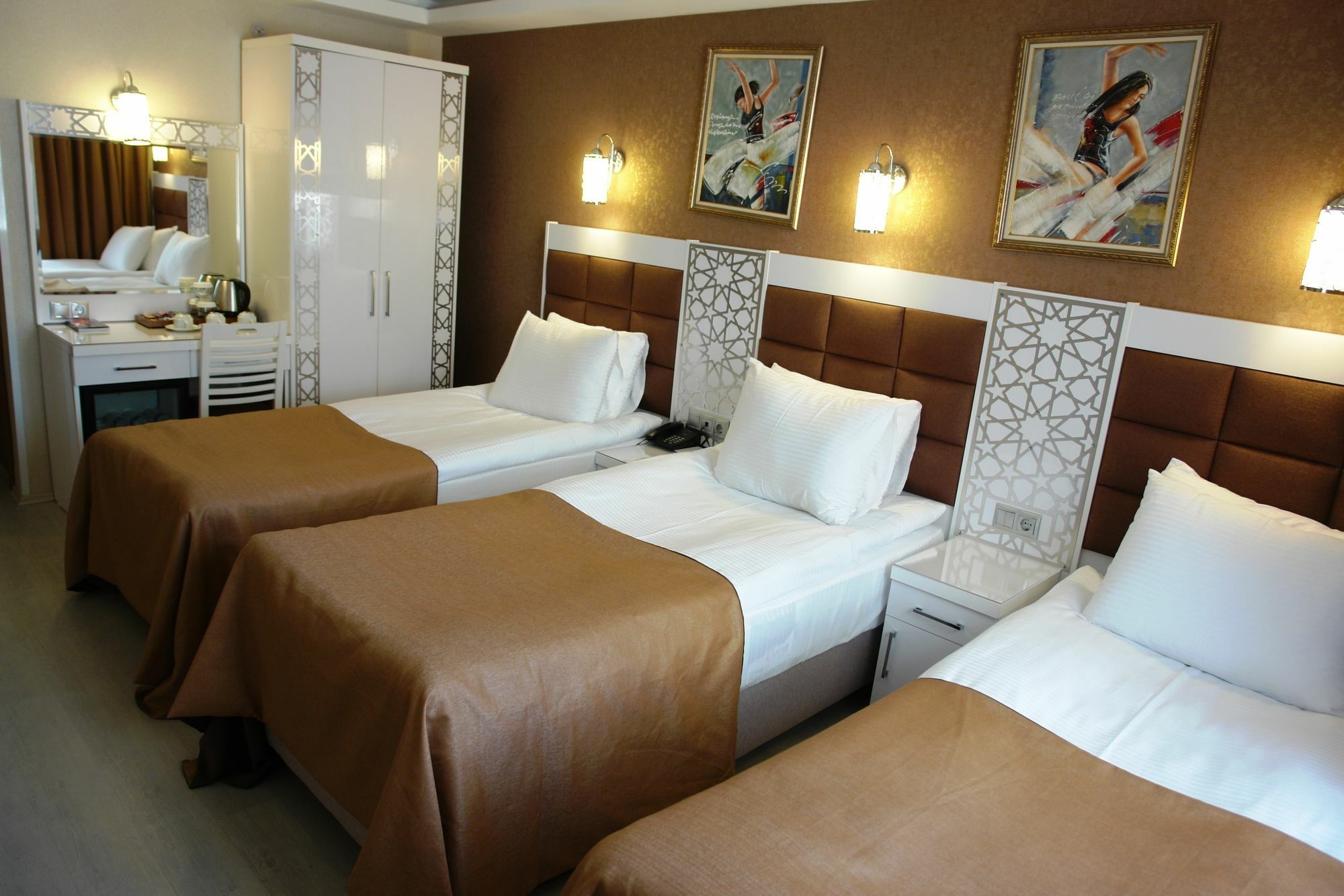 Istanbul River Hotel Exterior photo